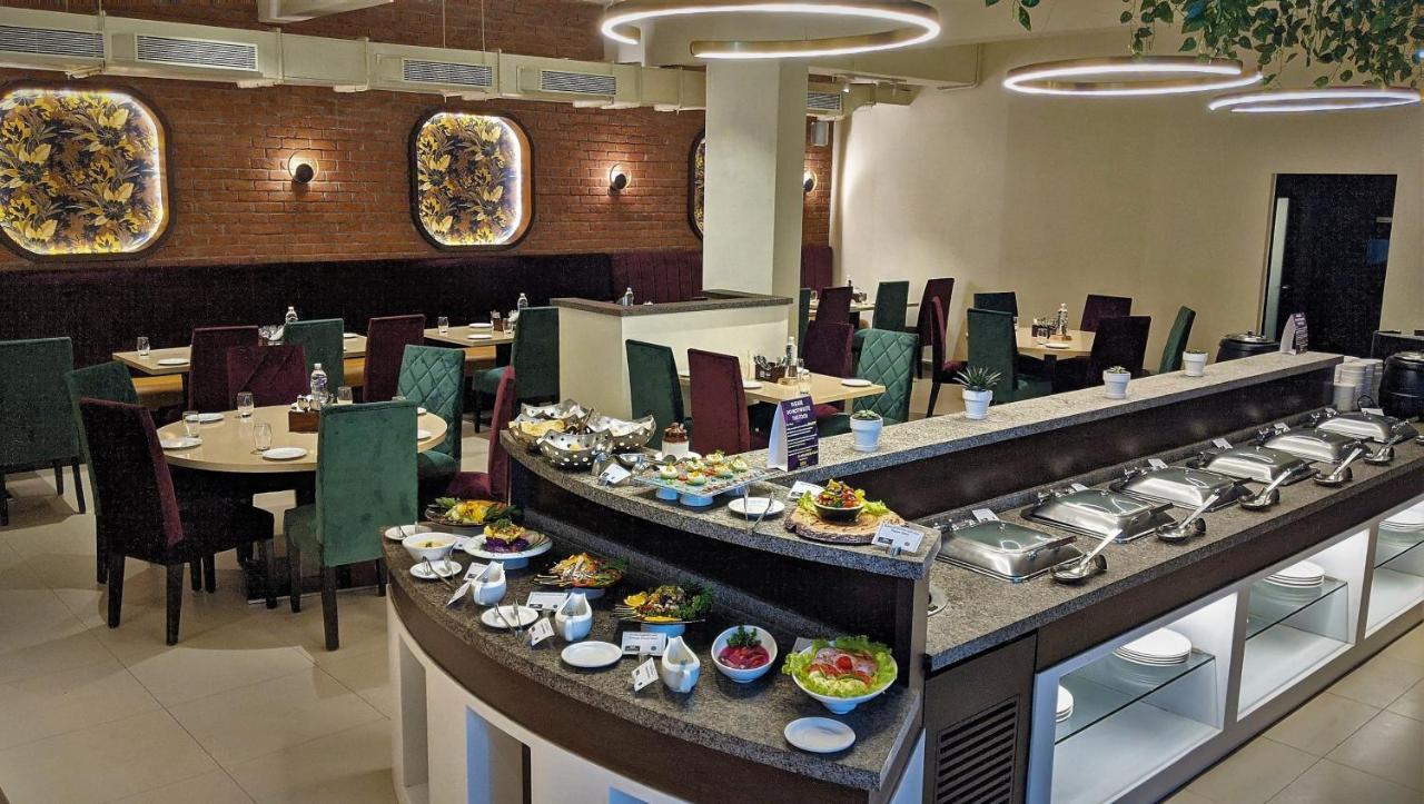 Blu Petal - A Business Hotel Bangalore Eksteriør bilde