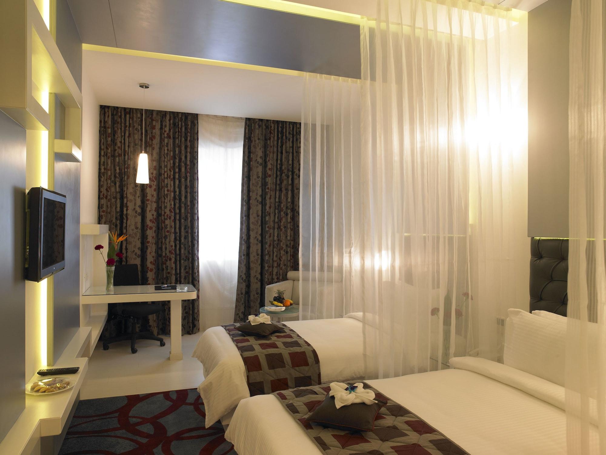 Blu Petal - A Business Hotel Bangalore Eksteriør bilde