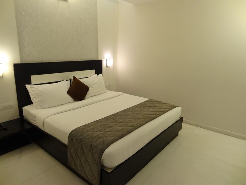 Blu Petal - A Business Hotel Bangalore Eksteriør bilde