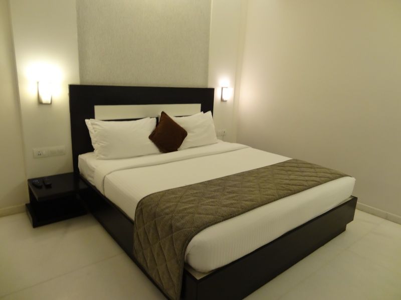 Blu Petal - A Business Hotel Bangalore Eksteriør bilde